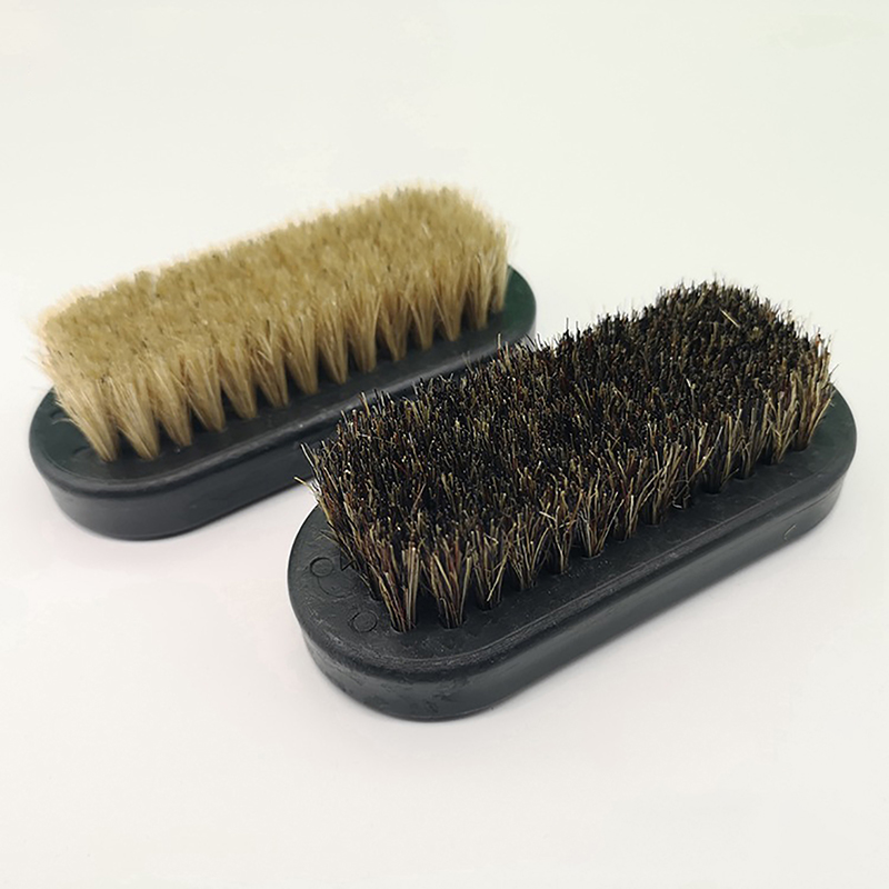 Szczotka do czyszczenia narzęd – Brushing Boot Horse recenzja i cena