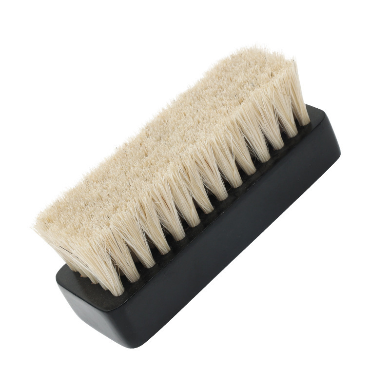 Wytrzymała szczotka z końskieg – Brushing Boot Horse recenzja i cena